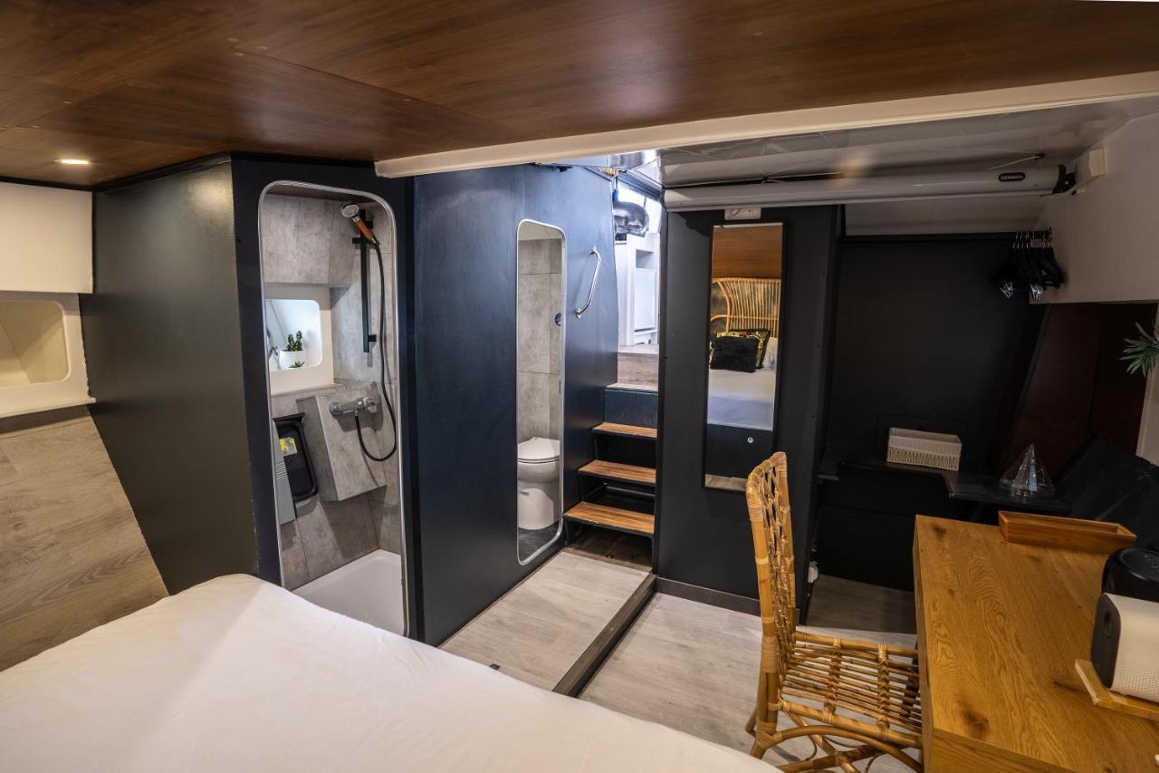 L'Escale Royale - Nid d'amour sur l'eau avec Jacuzzi à 40 min de Paris Saint-Martin-la-Garenne Exterior foto